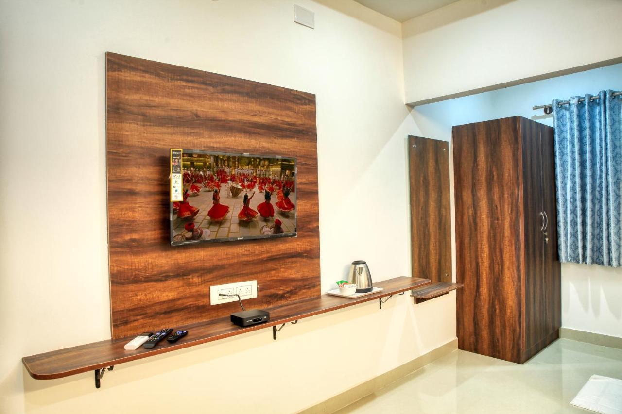 Visa Inn Transit Stay With Airport Transfer Bangalore Exterior foto