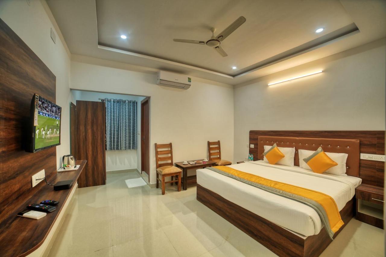 Visa Inn Transit Stay With Airport Transfer Bangalore Exterior foto
